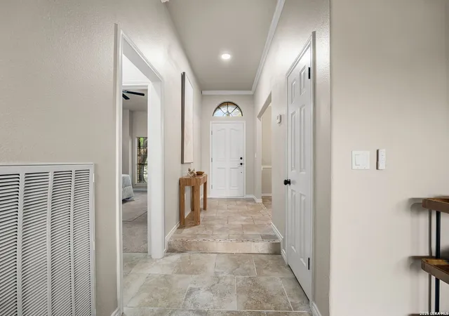 Photo 4 of Sale Pending at 1218 Summit Crk, San Antonio, TX 78258 | MLS# 2014071 | Listing updated on 2026-09-23