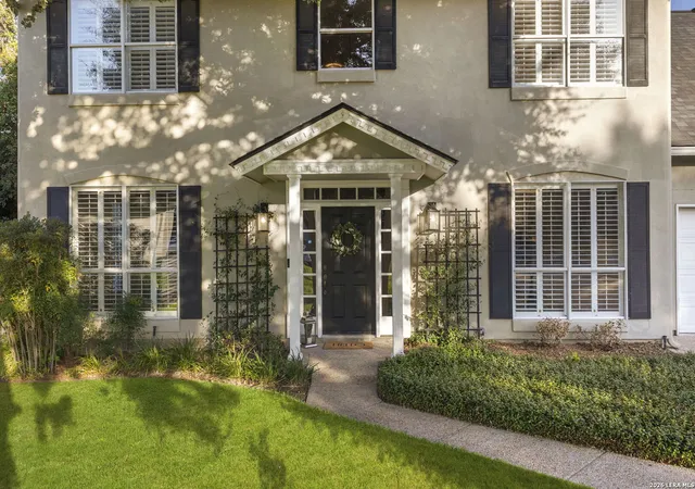 Photo 4 of Sale Pending at 1655 Hawks Tree Ln, San Antonio, TX 78248 | MLS# 2014079 | Listing updated on 2026-09-24