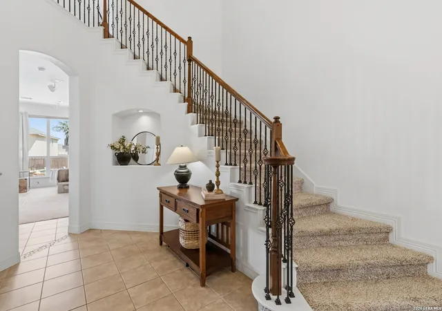 Photo 4 of Sale Pending at 231 Gazelle Leap, San Antonio, TX 78258 | MLS# 2014085 | Listing updated on 2026-09-16