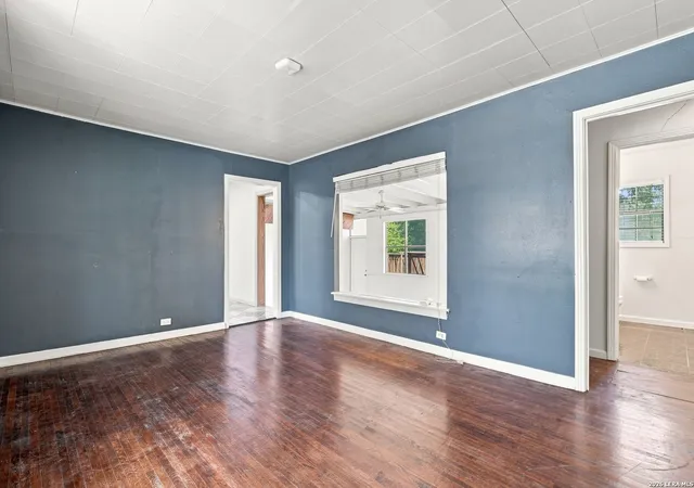Photo 4 of Sale Pending at 131 Freiling, San Antonio, TX 78213 | MLS# 2014086 | Listing updated on 2026-09-15