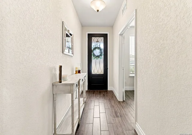 Photo 4 of Single family home for sale at 614 Whitney Way, San Antonio, TX 78260 | MLS# 2014092 | Listing updated on 2026-09-14