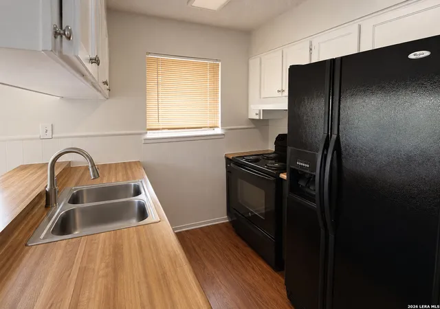 Photo 3 of Sale Pending at 300 Judith Ann Dr, Schertz, TX 78154 | MLS# 2014103 | Listing updated on 2026-09-24