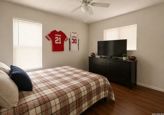 Photo 4 of Sale Pending at 300 Judith Ann Dr, Schertz, TX 78154 | MLS# 2014103 | Listing updated on 2026-09-24