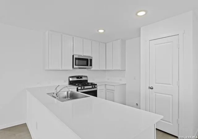 Photo 4 of Single family home for sale at 110 Haley Way, Marion, TX 78124 | MLS# 2014120 | Listing updated on 2026-09-14