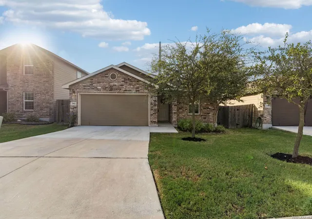 Photo 1 of Single family home for sale at 2902 Lindenwood Run, San Antonio, TX 78245 | MLS# 2014121 | Listing updated on 2026-09-14