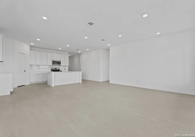 Photo 4 of Single family home for sale at 8515 Utopia Gdns, San Antonio, TX 78223 | MLS# 2014124 | Listing updated on 2026-09-14