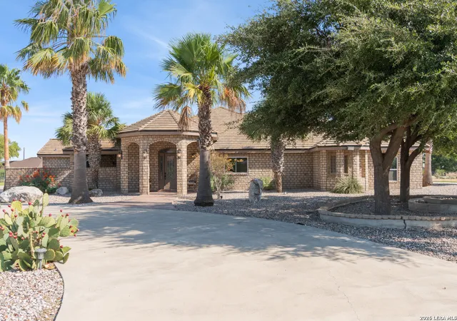 Single family home for sale at 103 The Oak, Del Rio, TX 78840 | MLS# 2014128