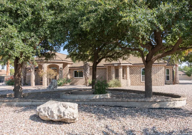 Photo 2 of Single family home for sale at 103 The Oak, Del Rio, TX 78840 | MLS# 2014128 | Listing updated on 2026-09-14