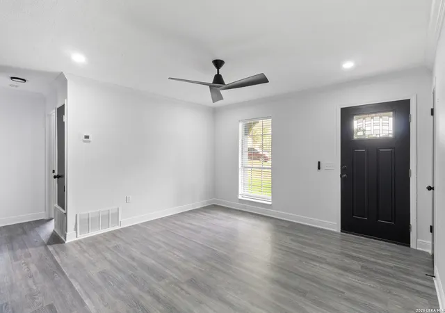 Photo 3 of Single family home for sale at 11915 Los Cerros St, San Antonio, TX 78233 | MLS# 2014133 | Listing updated on 2026-09-14
