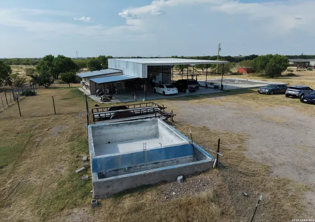 Photo 1 of Land for sale at 11531 N Us Hwy 277, Eagle Pass, TX 78852 | MLS# 2014138 | Listing updated on 2026-09-15