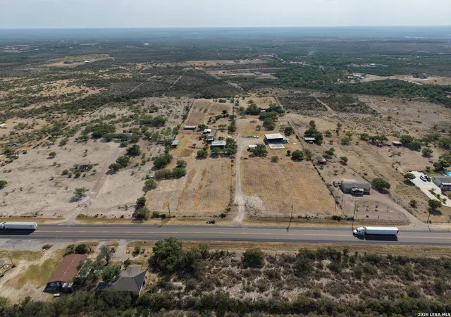 Photo 4 of House for sale at 11531 N US Hwy 277, Eagle Pass, TX 78852 | MLS# 2014138 | Listing updated on 2026-09-15
