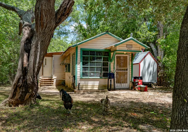 Photo 2 of Single family home for sale at 286 Riverview Ter, Seguin, TX 78155 | MLS# 2014140 | Listing updated on 2026-09-14