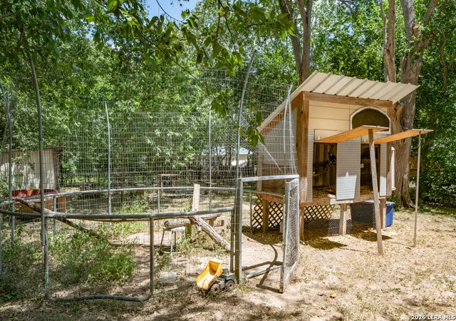Photo 4 of Single family home for sale at 286 Riverview Ter, Seguin, TX 78155 | MLS# 2014140 | Listing updated on 2026-09-14