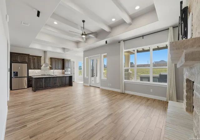 Photo 4 of Single family home for sale at 125 Valley View Dr, La Vernia, TX 78121 | MLS# 2014141 | Listing updated on 2026-09-22