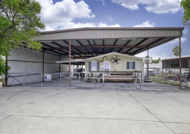 Photo 2 of Sale Pending at 69 Ash St, Del Rio, TX 78840 | MLS# 2014148 | Listing updated on 2026-09-16