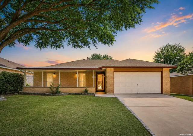 Photo 1 of Single family home for sale at 182 Clear Oak, Universal City, TX 78148 | MLS# 2014152 | Listing updated on 2026-09-15
