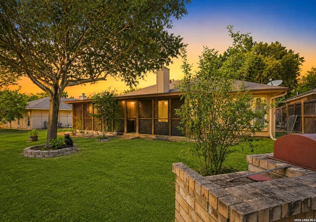 Photo 2 of Single family home for sale at 182 Clear Oak, Universal City, TX 78148 | MLS# 2014152 | Listing updated on 2026-09-15