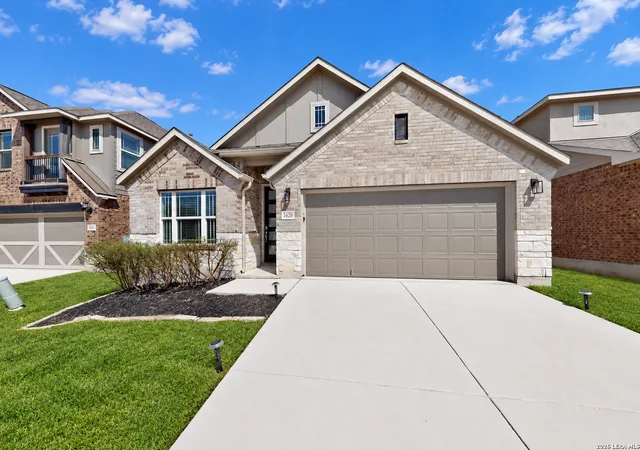 Photo 2 of Single family home for sale at 1620 Stone House, New Braunfels, TX 78132 | MLS# 2014166 | Listing updated on 2026-10-28