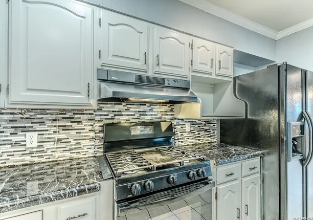 Photo 4 of Single family home for sale at 8206 Forsen Dr, San Antonio, TX 78224 | MLS# 2014168 | Listing updated on 2026-09-19