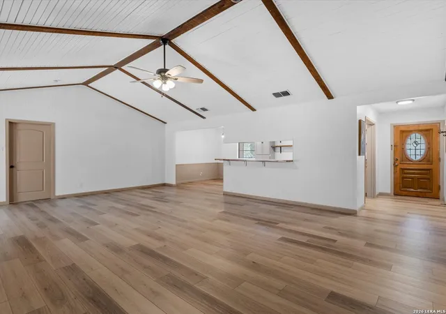 Photo 3 of Single family home for sale at 102 Mossridge, Universal City, TX 78148 | MLS# 2014190 | Listing updated on 2026-09-15