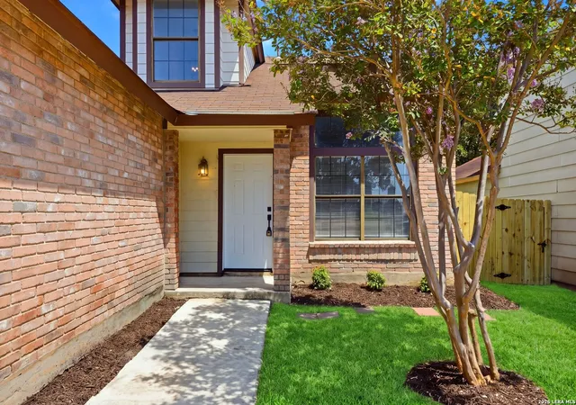 Photo 4 of Single family home for sale at 4050 Mystic Sunrise, San Antonio, TX 78244 | MLS# 2014192 | Listing updated on 2026-09-15