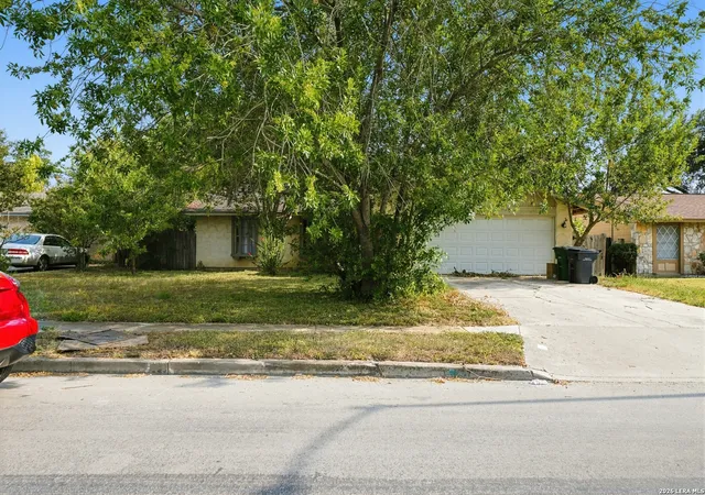 Photo 1 of Single family home for sale at 6626 Spring Hvn St, San Antonio, TX 78249 | MLS# 2014201 | Listing updated on 2026-09-15