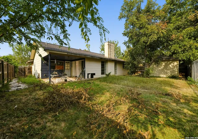 Photo 3 of Single family home for sale at 6626 Spring Hvn St, San Antonio, TX 78249 | MLS# 2014201 | Listing updated on 2026-09-15