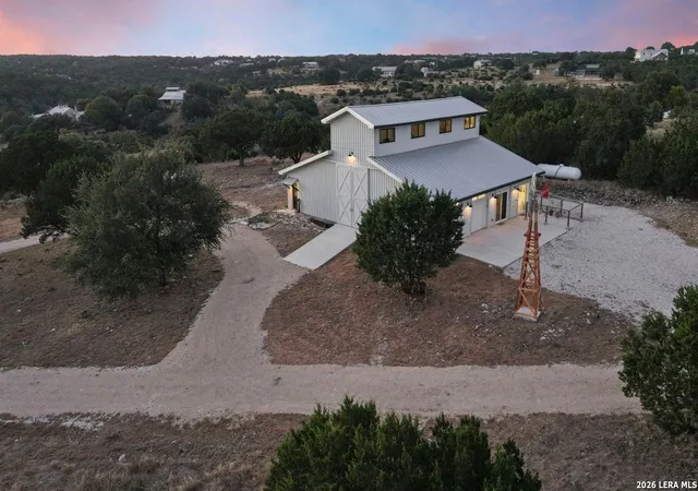 Photo 3 of Single family home for sale at 103 Bluffview Cir, Kerrville, TX 78028 | MLS# 2014208 | Listing updated on 2026-09-15