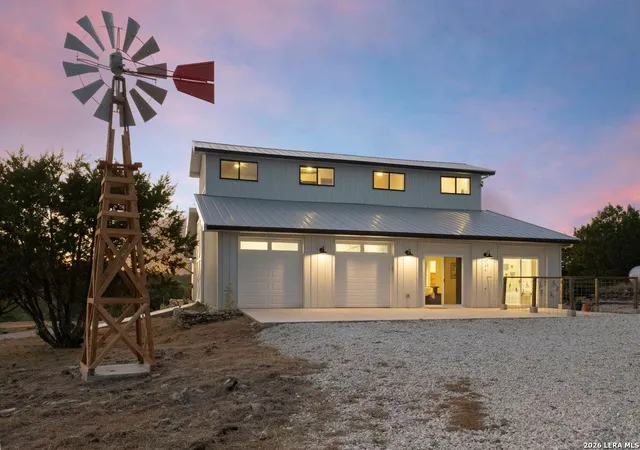 Photo 4 of Single family home for sale at 103 Bluffview Cir, Kerrville, TX 78028 | MLS# 2014208 | Listing updated on 2026-09-15