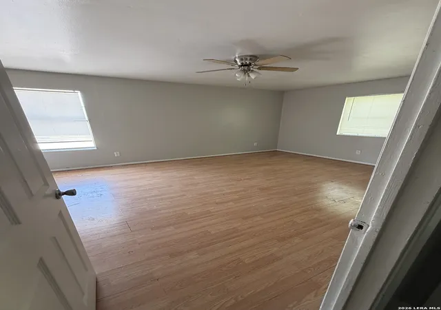 Photo 3 of Sale Pending at 2226 Pinn Rd, San Antonio, TX 78227 | MLS# 2014253 | Listing updated on 2026-09-14