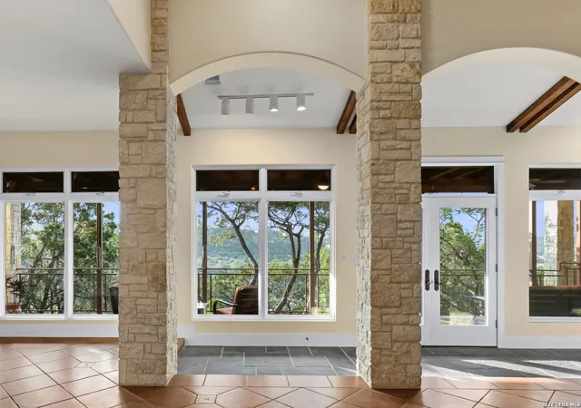 Photo 3 of Single family home for sale at 15529 Escarpment Ok, Helotes, TX 78023 | MLS# 2014258 | Listing updated on 2026-09-20