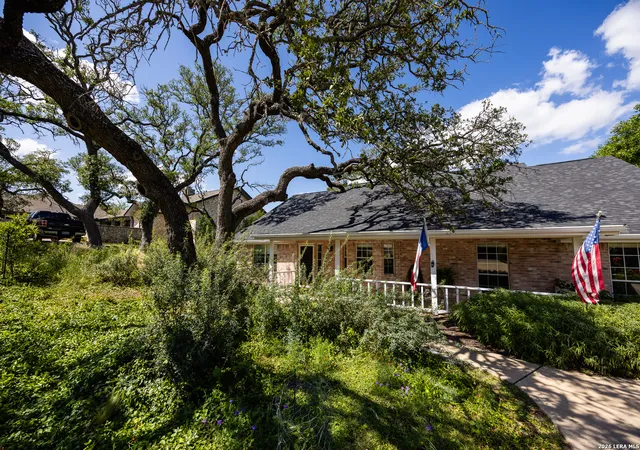 Photo 1 of Single family home for sale at 1800 Foothills Dr, Kerrville, TX 78028 | MLS# 2014274 | Listing updated on 2026-09-15