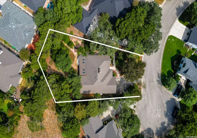 Photo 3 of Single family home for sale at 632 Mission View Ct, New Braunfels, TX 78130 | MLS# 2014277 | Listing updated on 2026-09-15