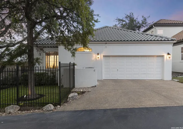 Photo 2 of Single family home for sale at 4 Waterford Gln, San Antonio, TX 78257 | MLS# 2014285 | Listing updated on 2026-09-25