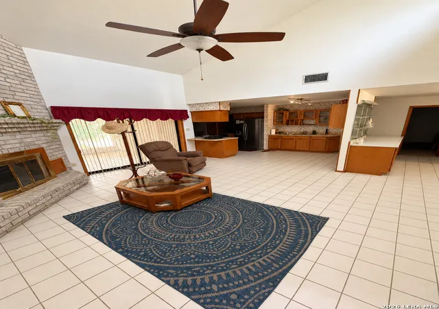 Photo 3 of Single family home for sale at 9334 Jorwoods Dr, San Antonio, TX 78250 | MLS# 2014298 | Listing updated on 2026-10-06