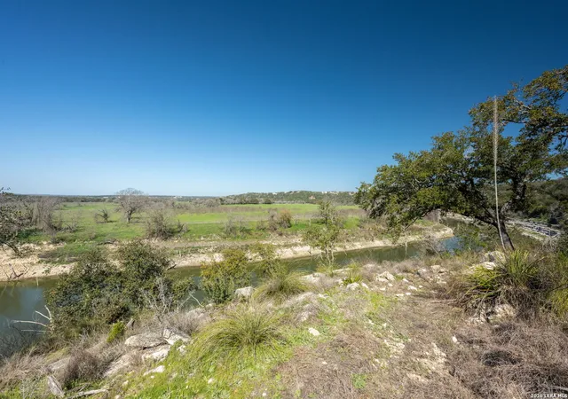 Photo 4 of Land for sale at 365 River Cliff Pl, Spring Branch, TX 78070 | MLS# 2014302 | Listing updated on 2026-09-15