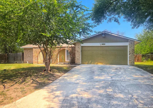 Photo 3 of Single family home for sale at 7103 Moss Crk Dr, San Antonio, TX 78238 | MLS# 2014319 | Listing updated on 2026-10-26