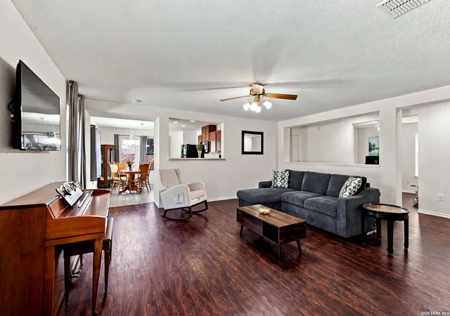 Photo 4 of Single family home for sale at 156 Desert Flower, Boerne, TX 78006 | MLS# 2014322 | Listing updated on 2026-09-15