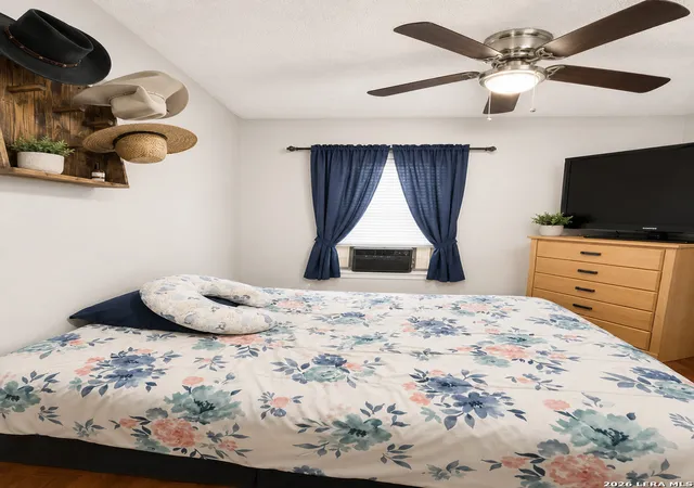 Photo 4 of Single family home for sale at 2514 Gibbens St, San Antonio, TX 78224 | MLS# 2014326 | Listing updated on 2026-09-15