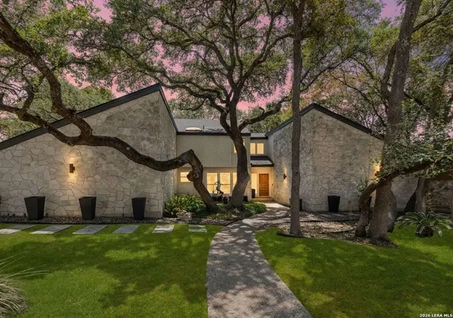 Single family home for sale at 434 Arch Blf, San Antonio, TX 78216 | MLS# 2014346