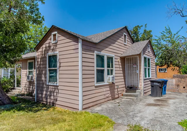 Photo 3 of Single family home for sale at 1519 Steves Ave, San Antonio, TX 78210 | MLS# 2014353 | Listing updated on 2026-09-15