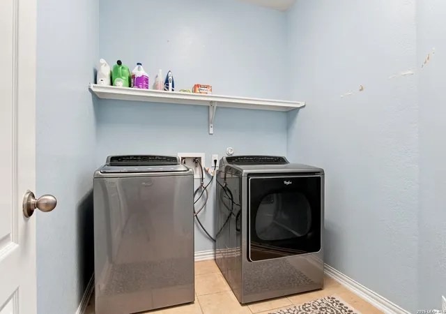 Photo 4 of Single family home for sale at 8905 Palmetto Park, Converse, TX 78109 | MLS# 2014391 | Listing updated on 2026-09-15