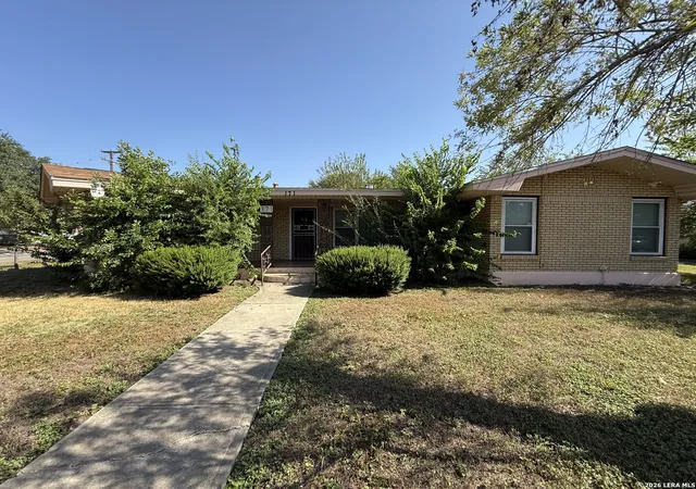 Photo 3 of Single family home for sale at 171 Rosemont Dr, San Antonio, TX 78228 | MLS# 2014406 | Listing updated on 2026-09-04