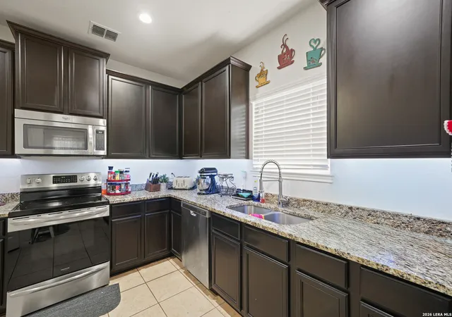Photo 4 of Single family home for sale at 6719 Luckey Pond, San Antonio, TX 78252 | MLS# 2014424 | Listing updated on 2026-09-15