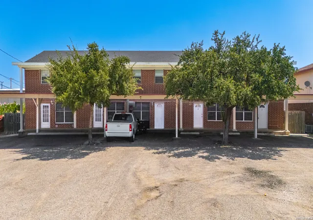 Photo 1 of Multi family home for sale at 121 Falcon Blvd, Eagle Pass, TX 78852 | MLS# 2014427 | Listing updated on 2026-09-15