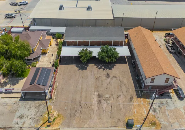 Photo 2 of Multi family home for sale at 121 Falcon Blvd, Eagle Pass, TX 78852 | MLS# 2014427 | Listing updated on 2026-09-15