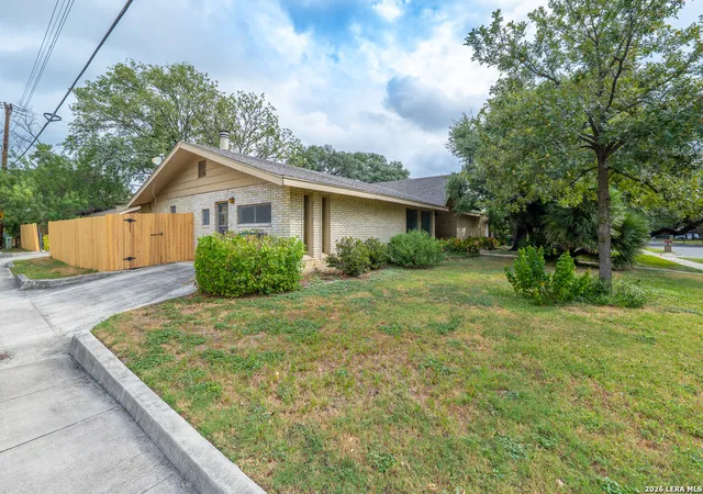 Photo 3 of Single family home for sale at 3103 Mindoro Dr, San Antonio, TX 78217 | MLS# 2014497 | Listing updated on 2026-09-17