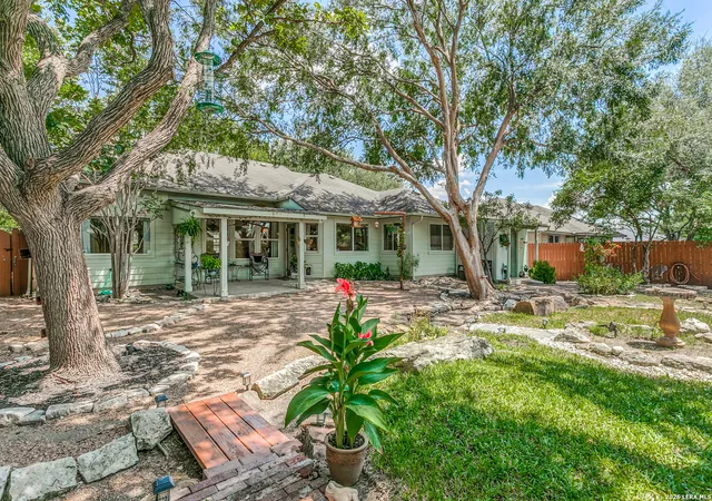 Photo 2 of Single family home for sale at 2236 Stonecrest Path, New Braunfels, TX 78130 | MLS# 2014524 | Listing updated on 2026-09-18