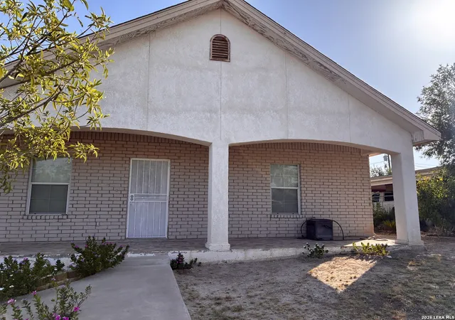 Photo 3 of Single family home for sale at 1234 Zarate, Eagle Pass, TX 78852 | MLS# 2014527 | Listing updated on 2026-09-16