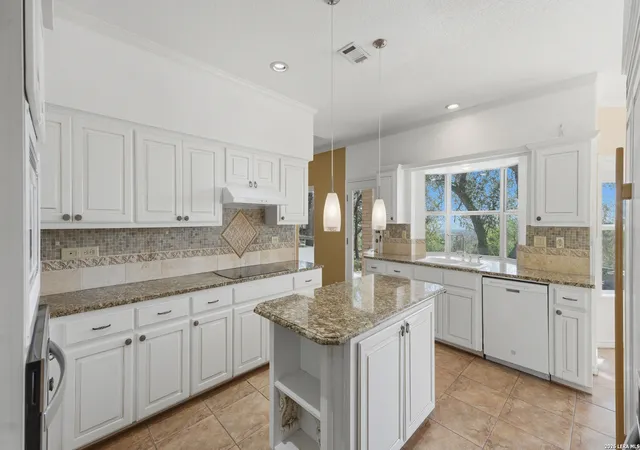 Photo 2 of Single family home for sale at 32841 Claire Cvs, Bulverde, TX 78163 | MLS# 2014528 | Listing updated on 2026-09-16